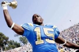 Marcus Ray Cassel, #15, raising the victory bell