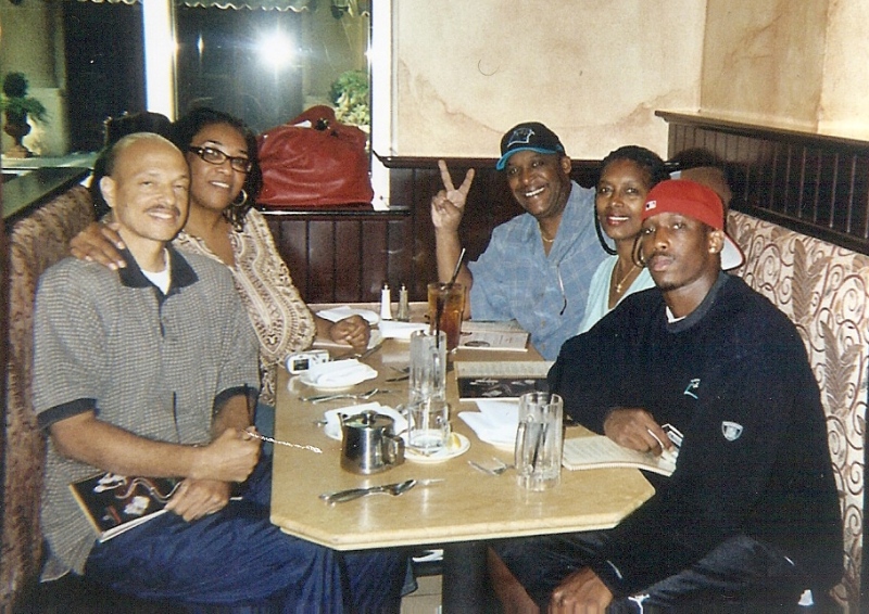Marcus Cassel with family and friends, photo 52